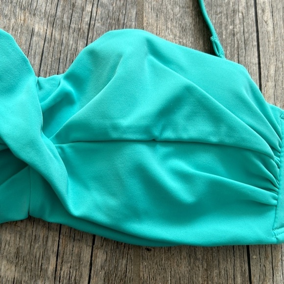 Victorias Secret Bikini Top 36C Twist teal - Picture 2 of 5